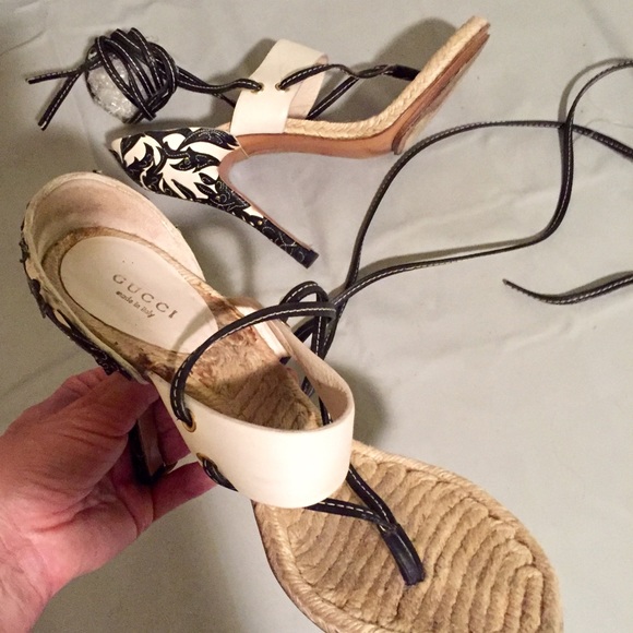 Gucci Thong Wrap Heels- NEVER WORN after purchase! Rare heel. - Picture 5 of 8